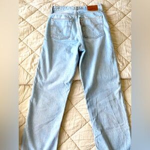 Levi’s Ribcage Jeans